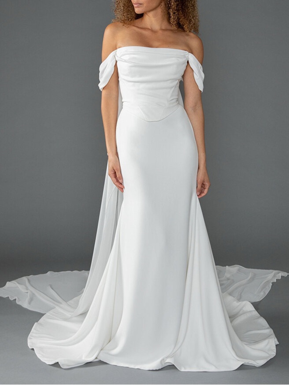 Louvienne ‘Kiandra’ Gown